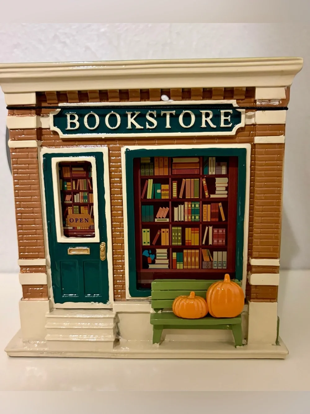 Bath & Body Works Light Up Coffee Shop Bookstore 3-Wick Candle Holder - Picture 7 of 8